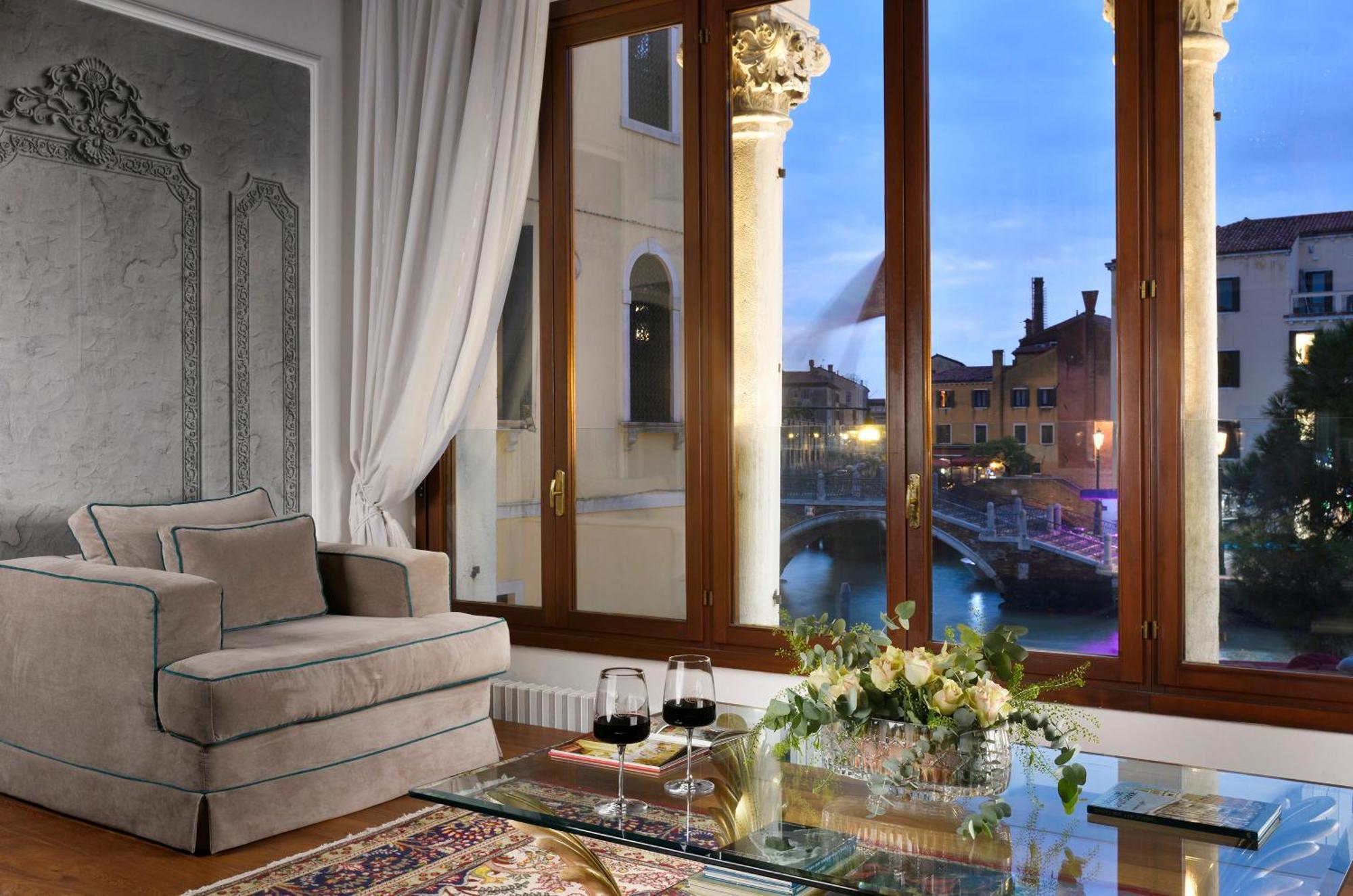 Swan Dolcevita Prestige Stay - Canal View & Exclusive Experience Венеція Екстер'єр фото